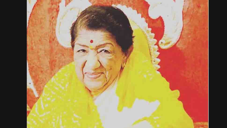 Lata Mangeshkar denies being hospitalised-Check out her tweet!