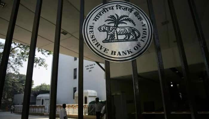 Govt not seeking RBI surplus funds to meet fiscal deficit: Minister