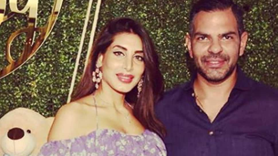 Karisma Kapoor&#039;s ex-husband Sunjay Kapur and Priya Sachdev blessed with a baby boy