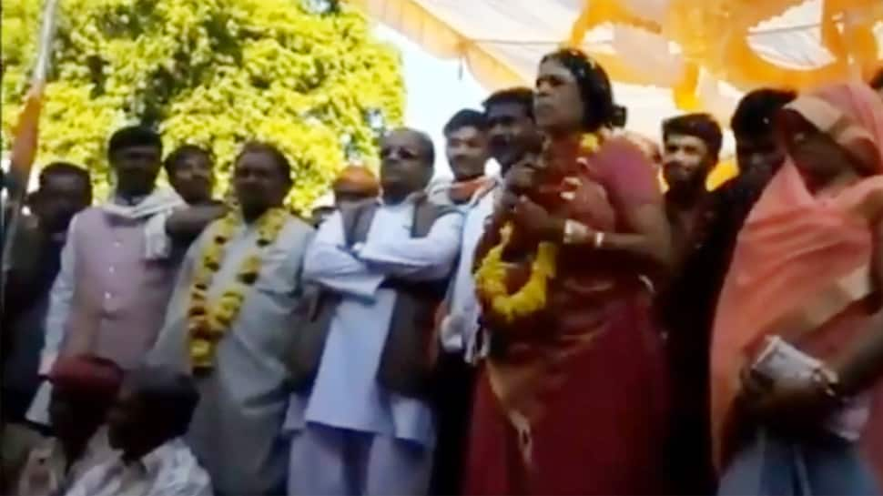 Congress MLA threatens District Collector in MP, official transferred within hours - Video