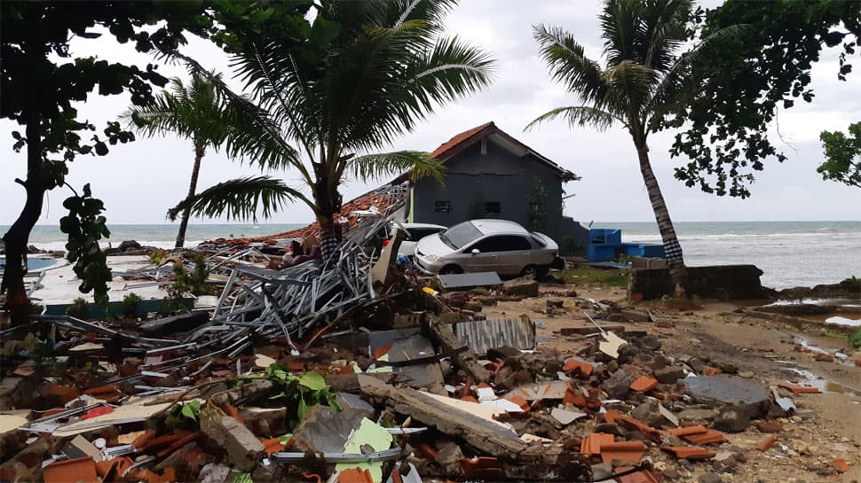 Indonesia tsunami: Death toll mounts to over 280, more than 1000 injured