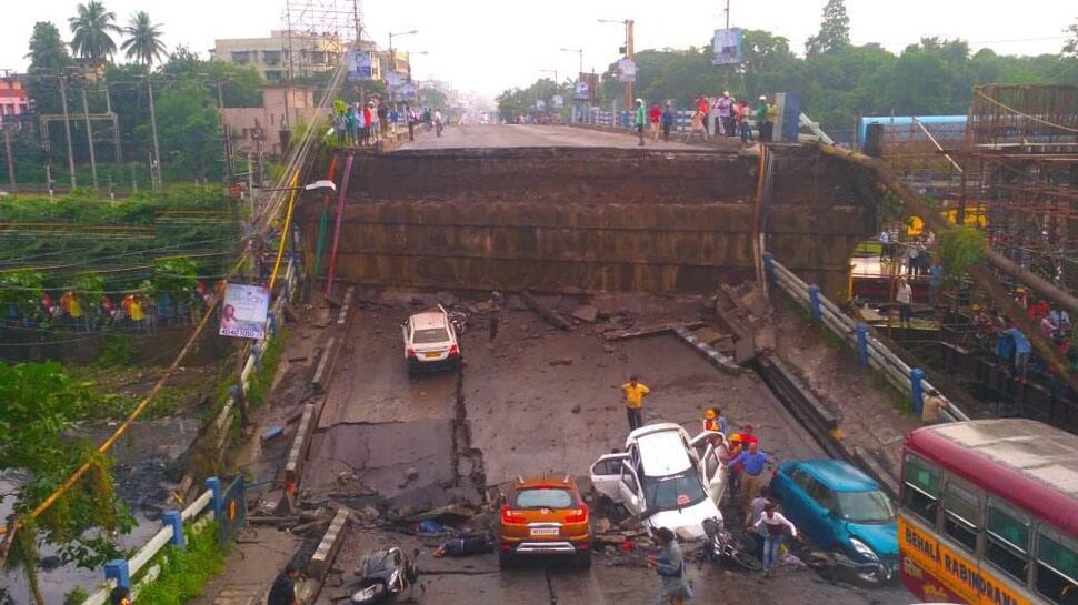 Kolkata flyover collapse 
