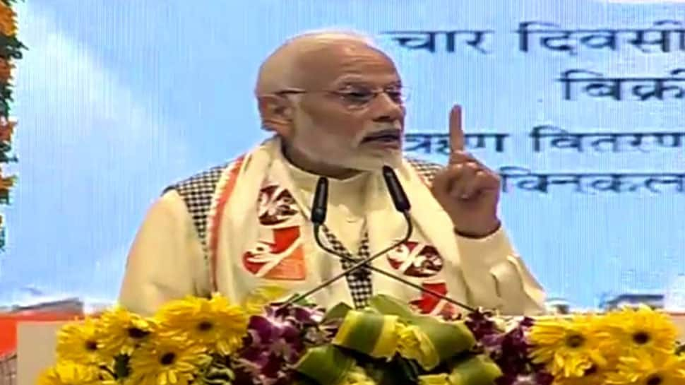 Congress a &#039;Lollipop Company&#039;, has no real concern for farmers: PM Narendra Modi