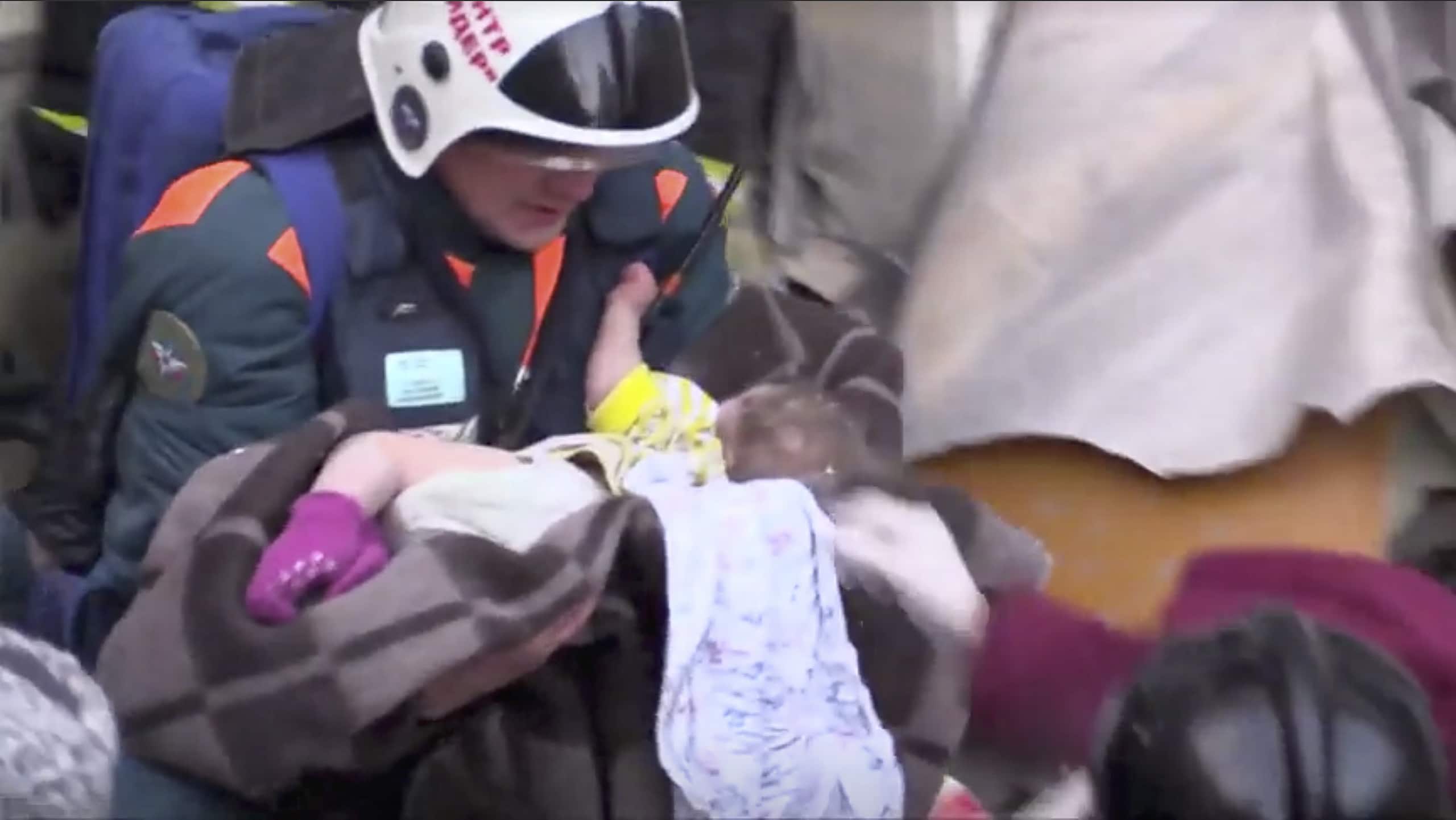 Death toll rises to 18 in Russian apartment block collapse