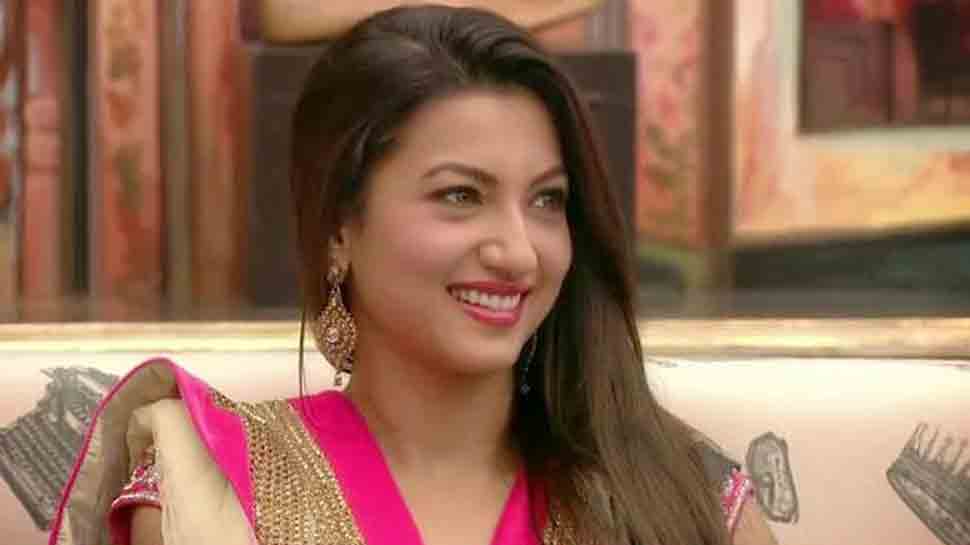 Gauahar Khan dating Vikas Bahl? Here&#039;s the truth