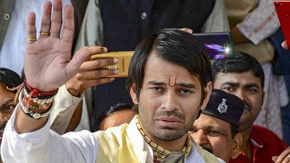 Tej Pratap meets Lalu