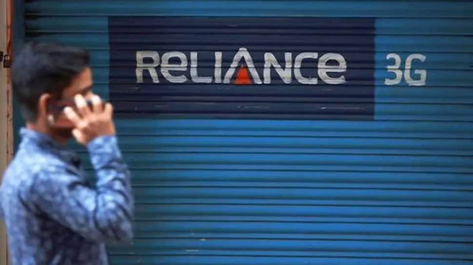 SC pulls up Reliance Communications on Ericsson&#039;s plea, Anil Ambani&#039;s firm offers to deposit Rs 118 cr