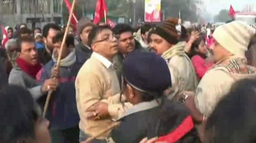 Bharat Bandh: Clashes broke out between TMC and CPM workers in Asansol