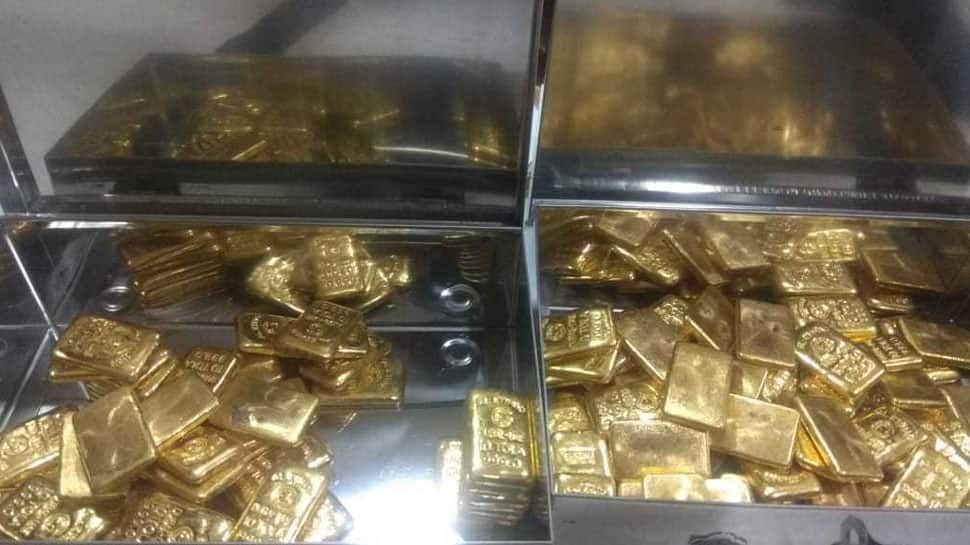 DRI seizes gold worth Rs.3.77 crores from Indo-Bangla border