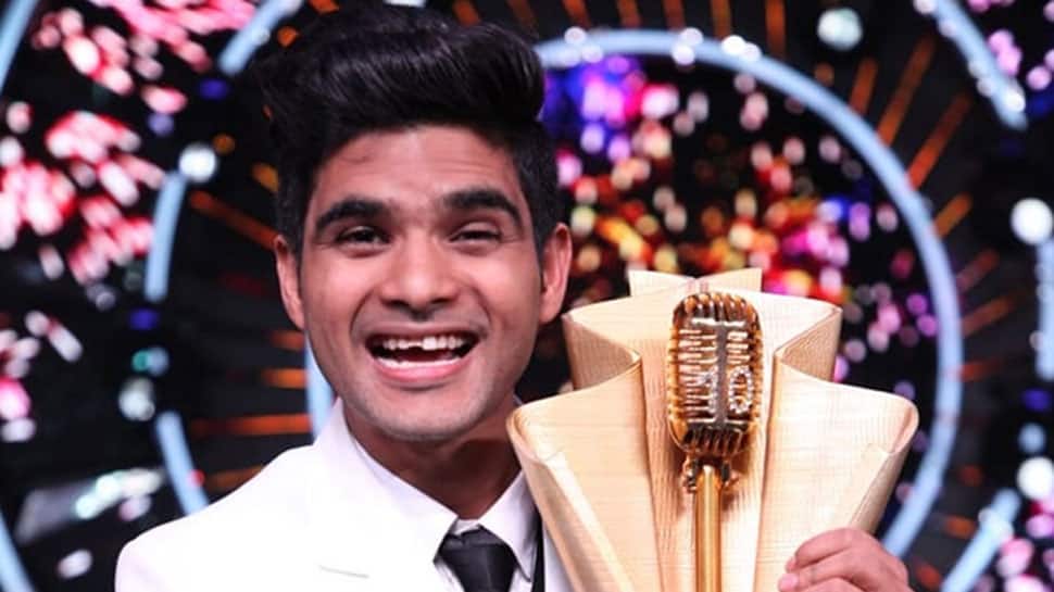 &#039;Indian Idol 10&#039; winner, contestants record song for &#039;Vighnaharta Ganesh&#039;