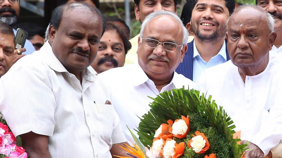 Deve Gowda downplays exit of 2 Independents from Karnataka government, calls it media hype