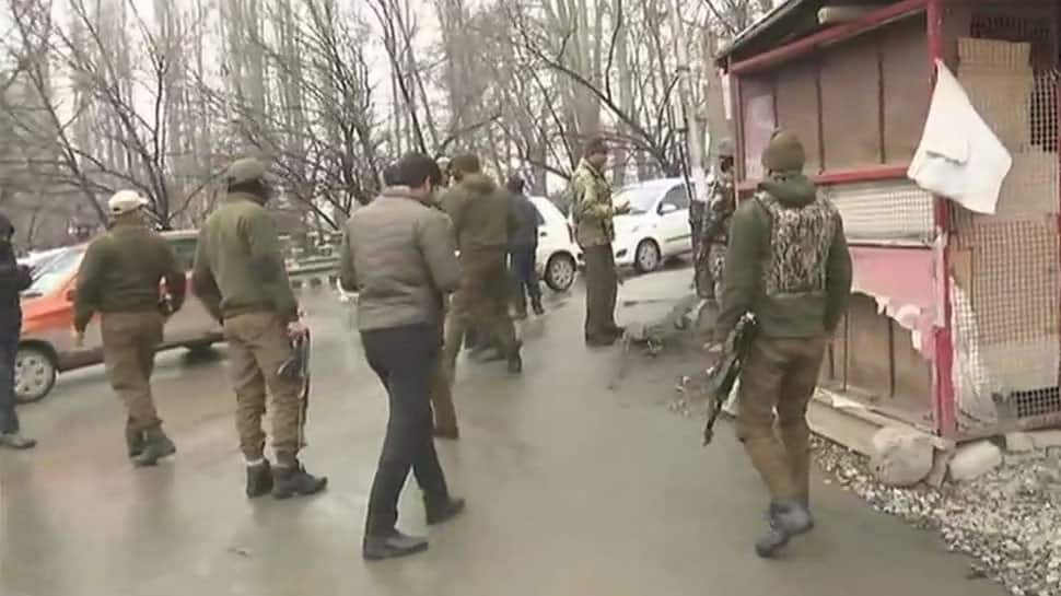 Terrorists launch grenade attack at Srinagar&#039;s Zero Bridge; 3 cops injured