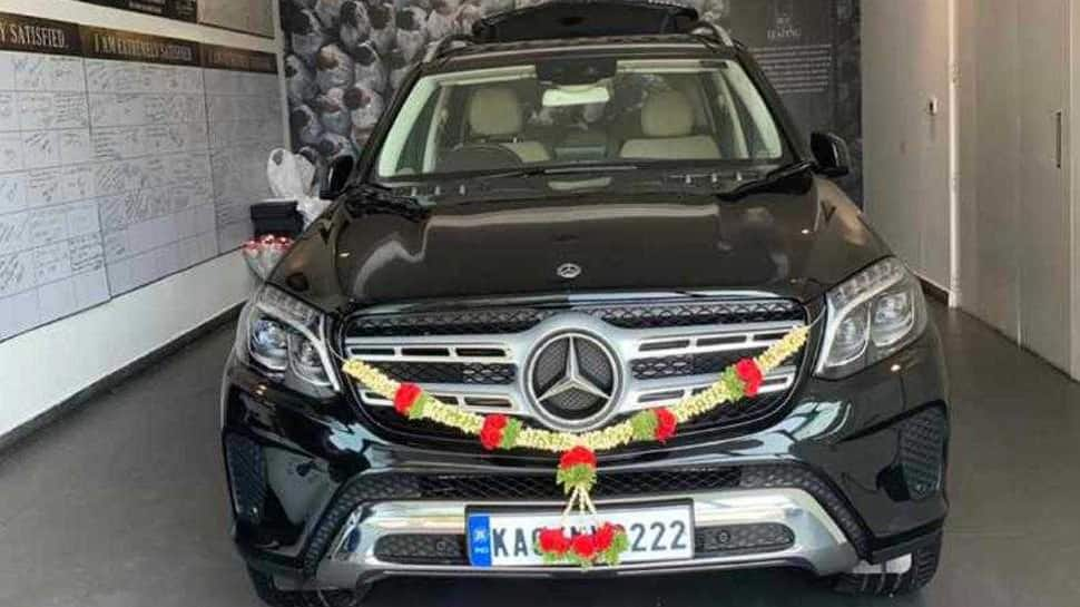 Luxury car as Congress MLA&#039;s &#039;gift&#039; for Siddaramaiah sparks row