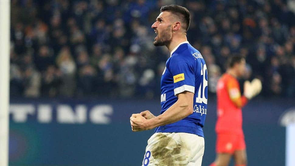 Bundesliga: Daniel Caligiuri&#039;s brace sends Schalke past Wolfsburg