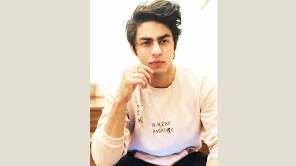 Shah Rukh Khan And Son, Aryan Khan To Lend Their Voices For 'The Lion King'  In Its Dubbed Version