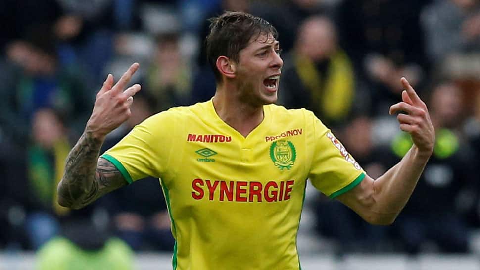  Cardiff City&#039;s new signing Emiliano Sala feared on board missing plane