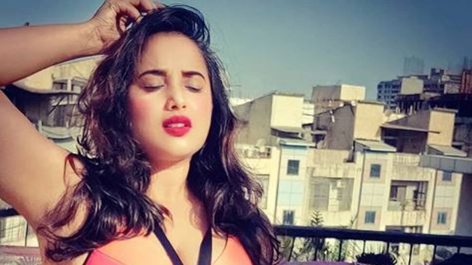  Rani Chatterjee sets Instagram on fire with her sensual photo