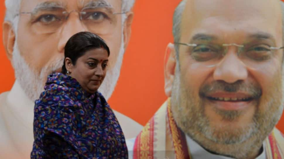 Pilot refuses to take off Smriti Irani&#039;s chopper for West Bengal rally, BJP cries conspiracy