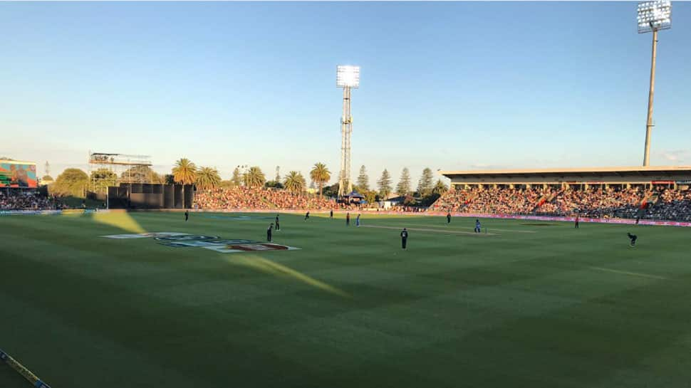 McLean Park sun-strike halt: Napier Mayor asks cricketers to toughen up