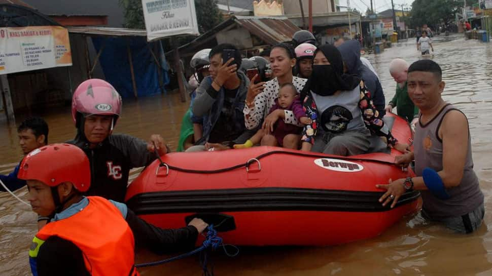 Death toll in Indonesia floods reaches 59