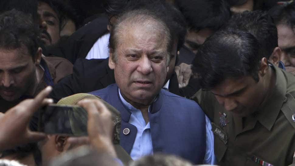 Pakistan: Jailed ex-PM Nawaz Sharif&#039;s lawyer files plea for suspension of sentence seeks bail on health grounds