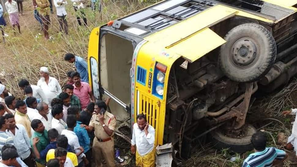 School bus overturns in Guntur district of Andhra Pradesh, several students injured