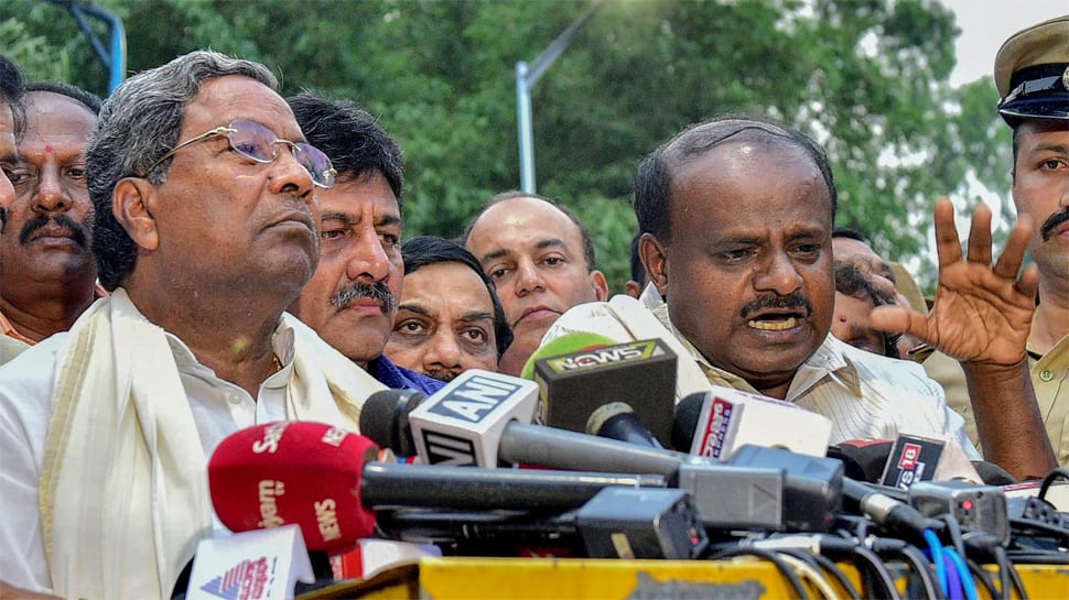 Congress MLAs say Siddaramaiah their leader, Kumaraswamy hits back