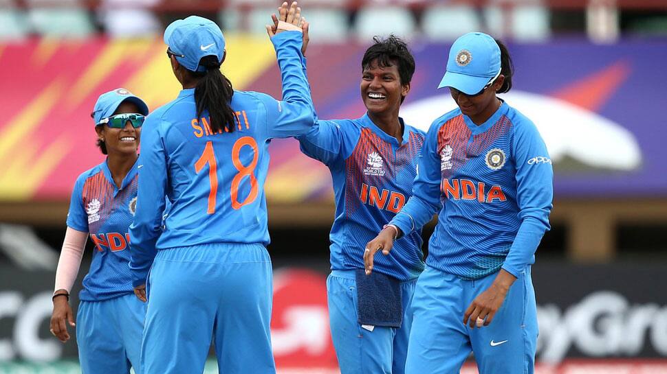 India Women Vs New Zealand Women 1st T20 At Wellington: Live Updates ...