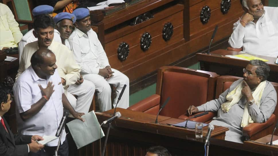 &#039;You are made to read lies&#039;: Karnakata BJP MLAs disrupt Governor&#039;s address