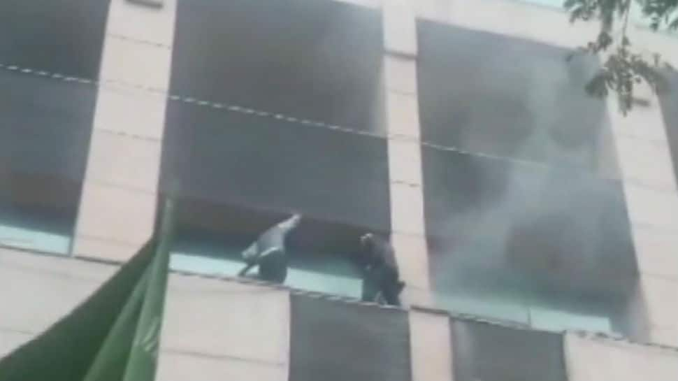 Massive fire breaks out at Noida&#039;s Metro Hospital, all patients evacuated safely