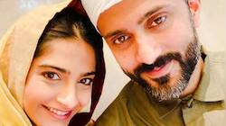 Sonam and Anand are a match made in heaven in this pic!