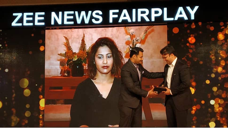 Heena Sidhu felicitated at the ZeeNews Fairplay Awards ceremony