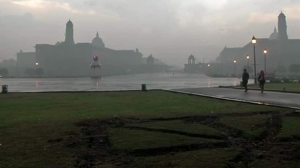 Delhi witnesses light showers, more rain likely in next few days