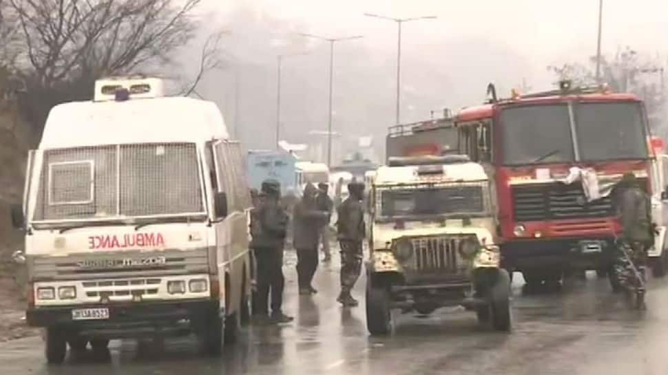 Mehbooba Mufti and Omar Abdullah condemn attack on CRPF convoy