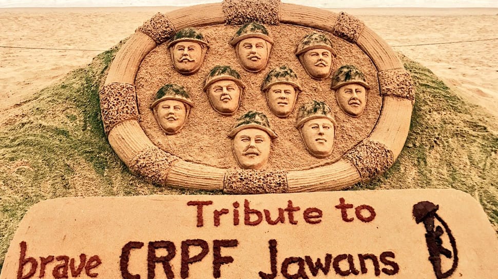 Awantipora terror attack: Sudarsan Pattnaik pays sand art tribute to CRPF martyrs