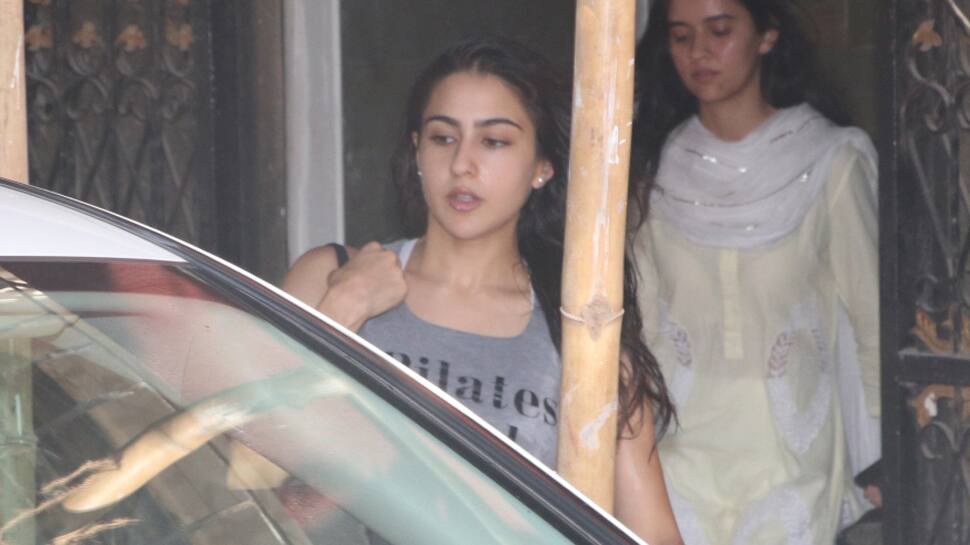 Photo Gallery Sara Ali Khan Spotted At The Gym News Zee News 