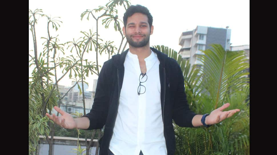 Photo Gallery: 'Gully Boy' MC Sher aka Siddhant Chaturvedi looks dapper ...