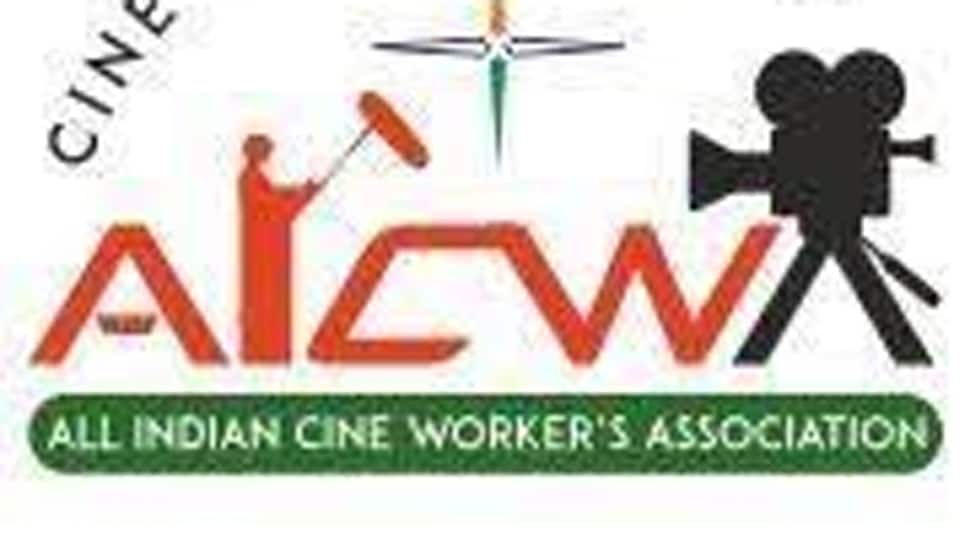 Cancel work visas of Pakistani artists: Cine workers body