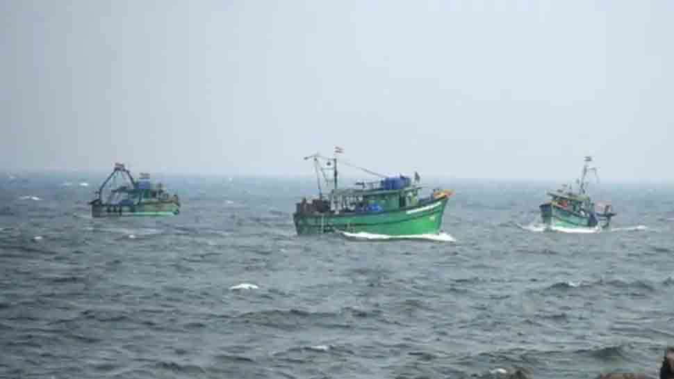 Sri Lankan Navy arrested five Tamil Nadu fishermen, seize boats