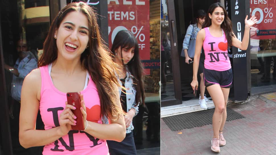 Sara Ali Khan spotted in Bandra, steps out in her stylish gym wear - See Pics