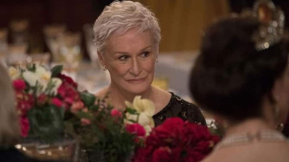 Glenn Close&#039;s dog steals the show during award ceremony