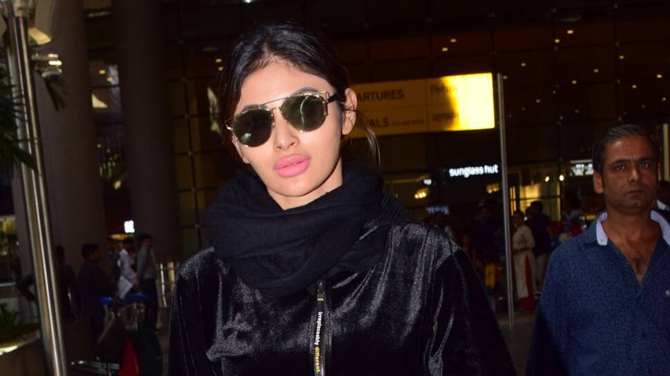 Mouni Roy Shows Off A Rs3,00,000 Tote Bag At The Airport, Fans