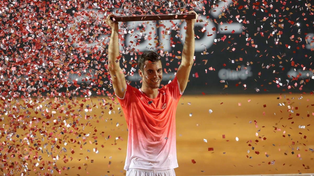 Emotional Laslo Djere wins Rio Open for first ATP title