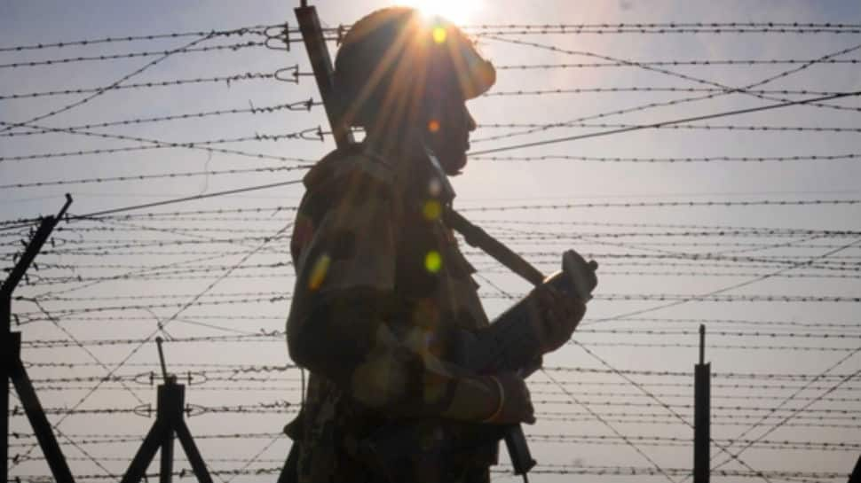 Pakistan violates ceasefire in J&amp;K&#039;s Mendhar, Balakote and Krishna Ghati sectors