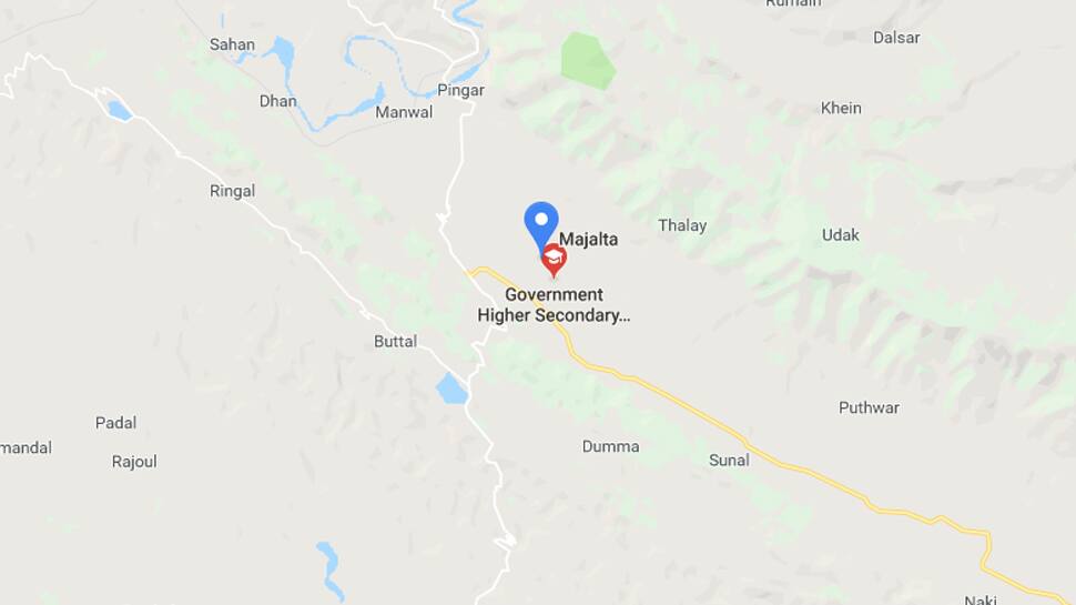 J&amp;K: 6 dead, 38 injured as bus headed to Srinagar falls into gorge