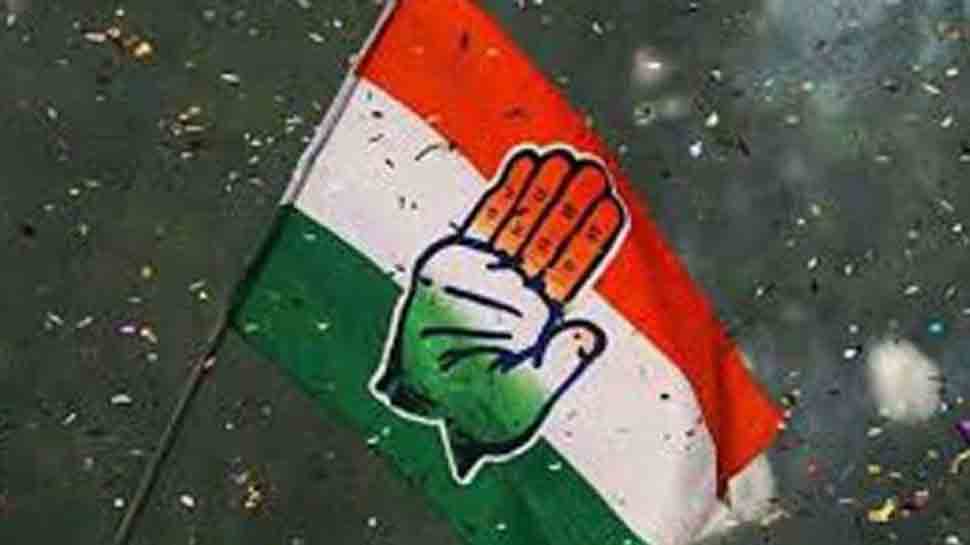 Congress to sound Lok Sabha poll bugle from Modi&#039;s home state at CWC meet