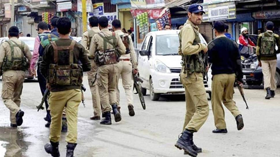 Civilian shot dead by terrorists in Jammu and Kashmir&#039;s Awantipora