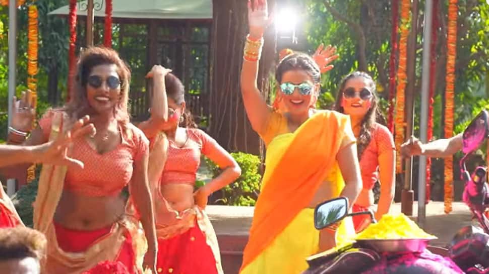Bhojpuri Holi songs 2019: These desi tracks will pep-up your party playlist