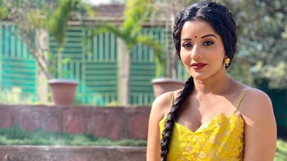 Monalisa&#039;s hot Holi dance is unmissable—Watch