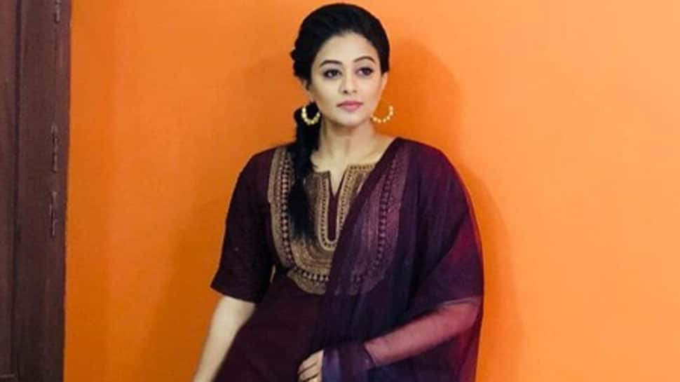 Priyamani to raise funds for education of girls